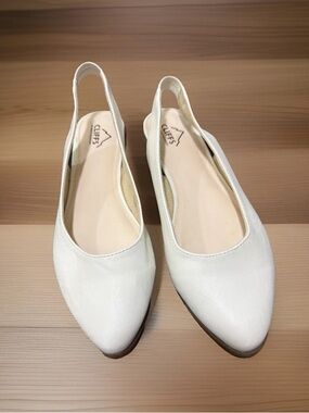CLIFFS White PointedToe  Memory Slingback Flats Minimalist/Casual/Office EUC 9.5